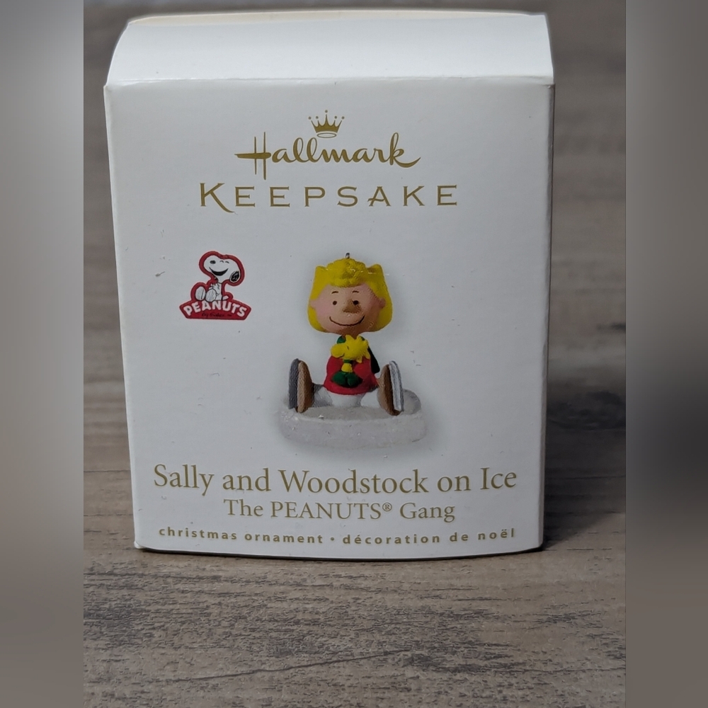 Sally & Woodstock on Ice Hallmark Keepsake Ornament - Miniature